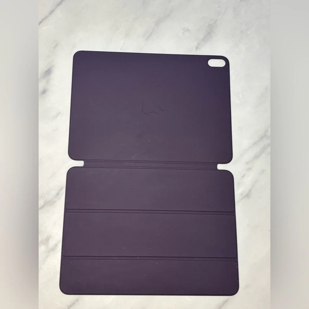 Apple IPad Air 5th Gen Folio Case